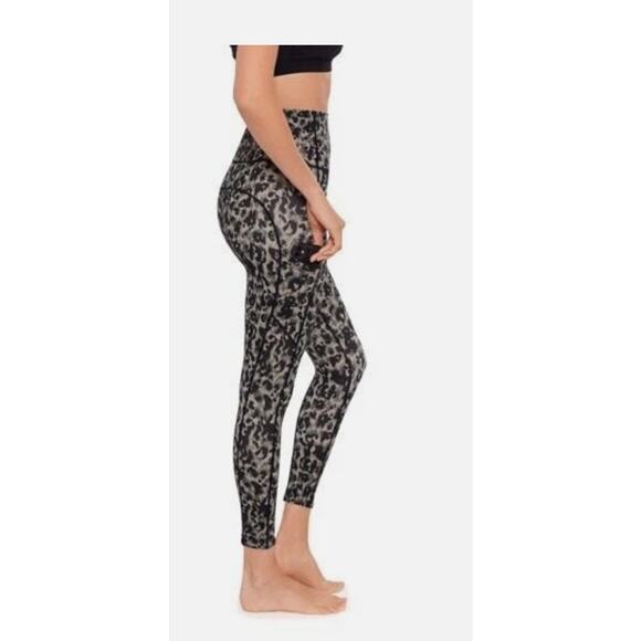 MIRACLESUIT Tummy Control Leggings Tortoise Shell Size Small Black Green $86 - Picture 3 of 11